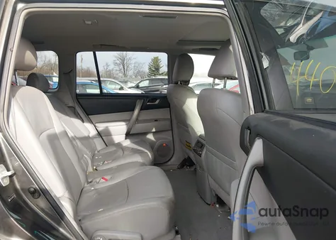 2009 Toyota Highlander Sport z USA, uszkodzony, nr VIN JTEES43A392137345